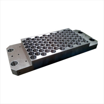 bloco para termoformadora 160x560x1390mm - 78 cavidades metálicos e usináveis aço